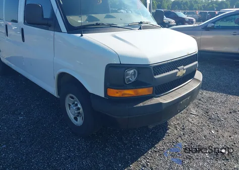 2011 Chevrolet Express 2500 Work Van z USA, uszkodzony, nr VIN 1GCWGFCB3B1123777